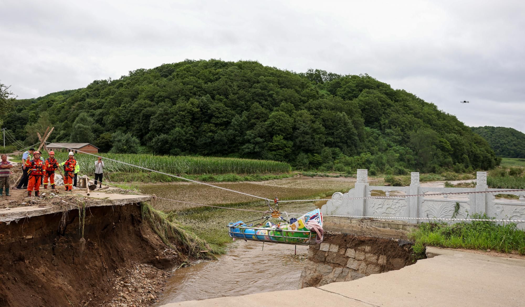 Chuvas Torrenciais Causam Pelo Menos 14 Mortos Na China 