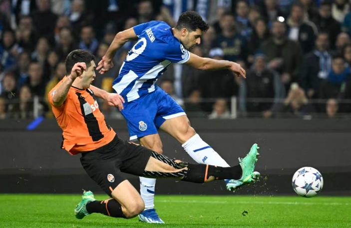 Champions: FC Porto atrás do terceiro xeque-mate consecutivo a italianos;  Liverpool procura vingança